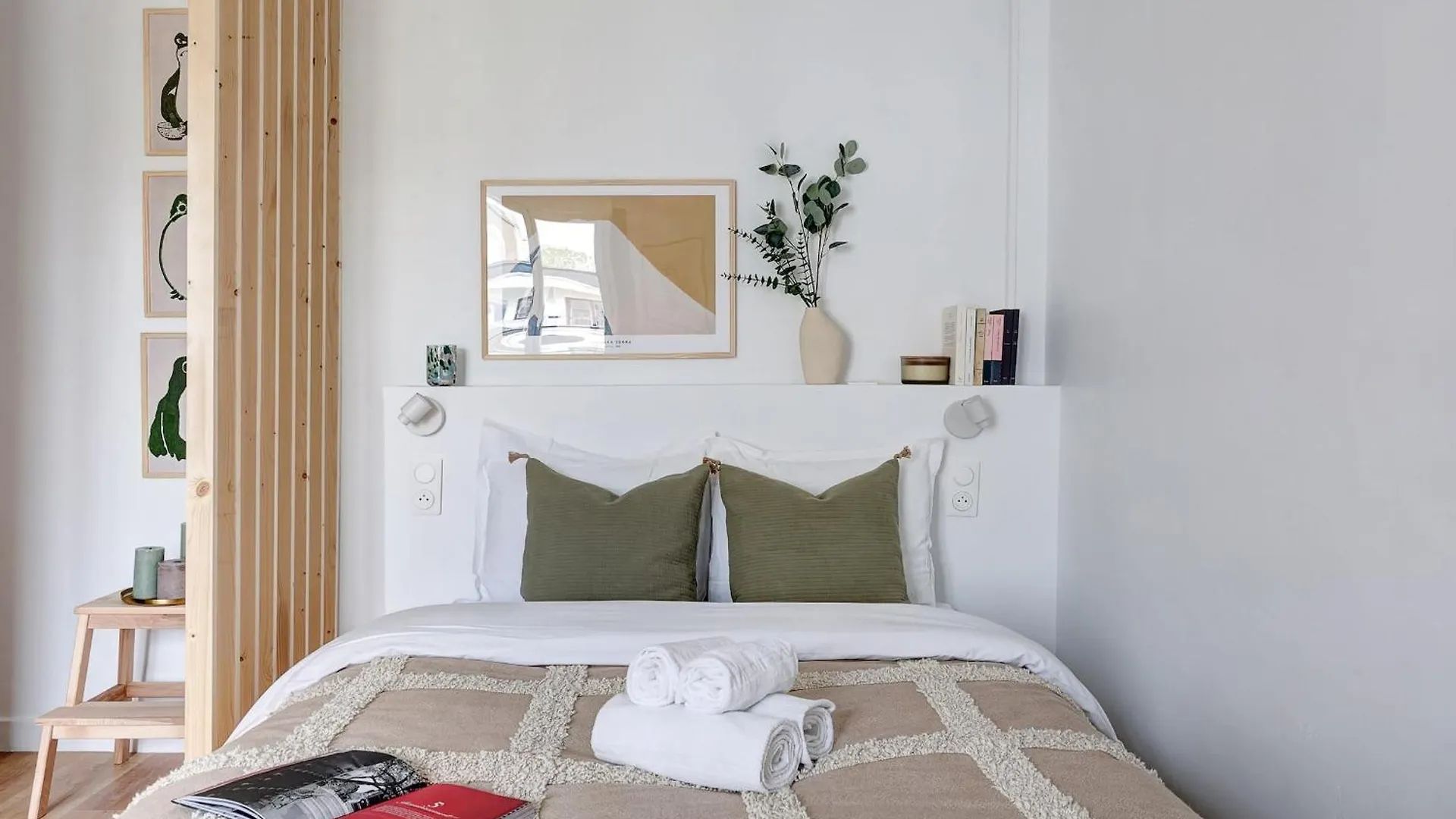 Plantes 1Br Cozy Flat Apartment Paris France